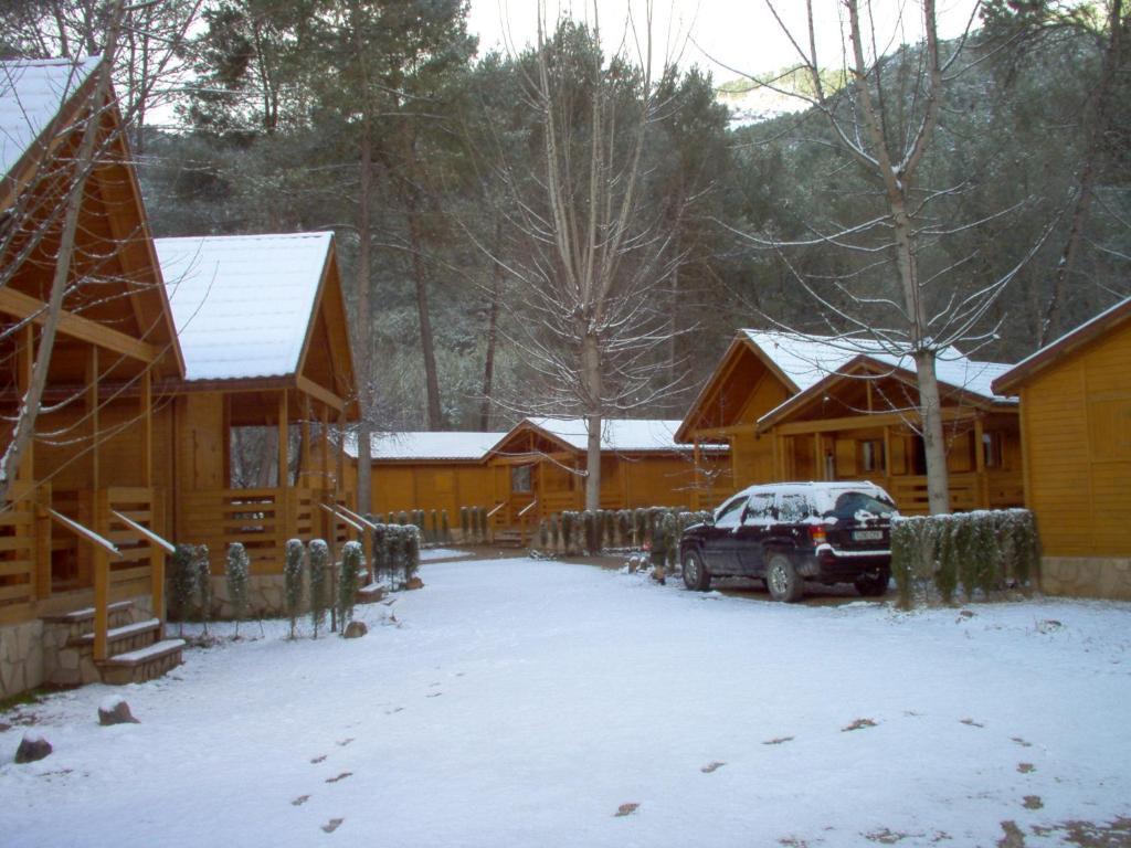 Camping Rural Llanos De Arance Coto Rios Room photo
